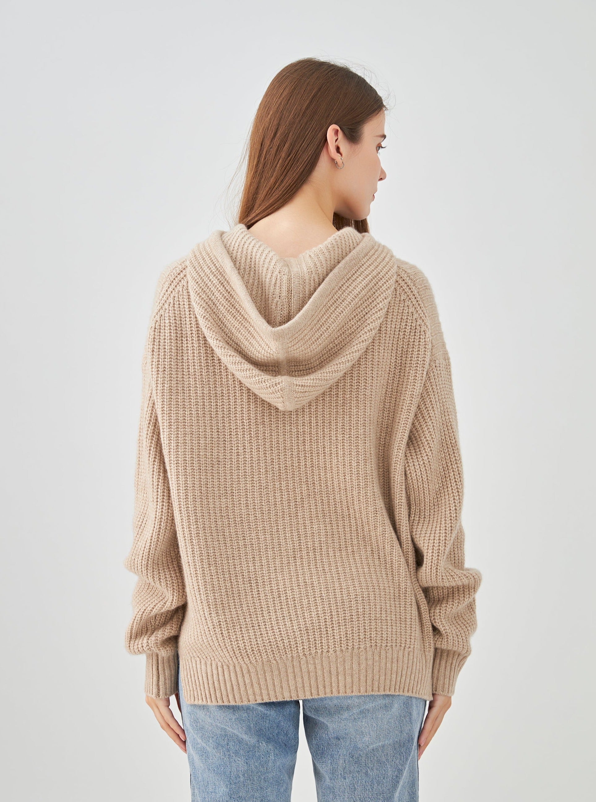 Pull à capuche en cachemire 4 fils