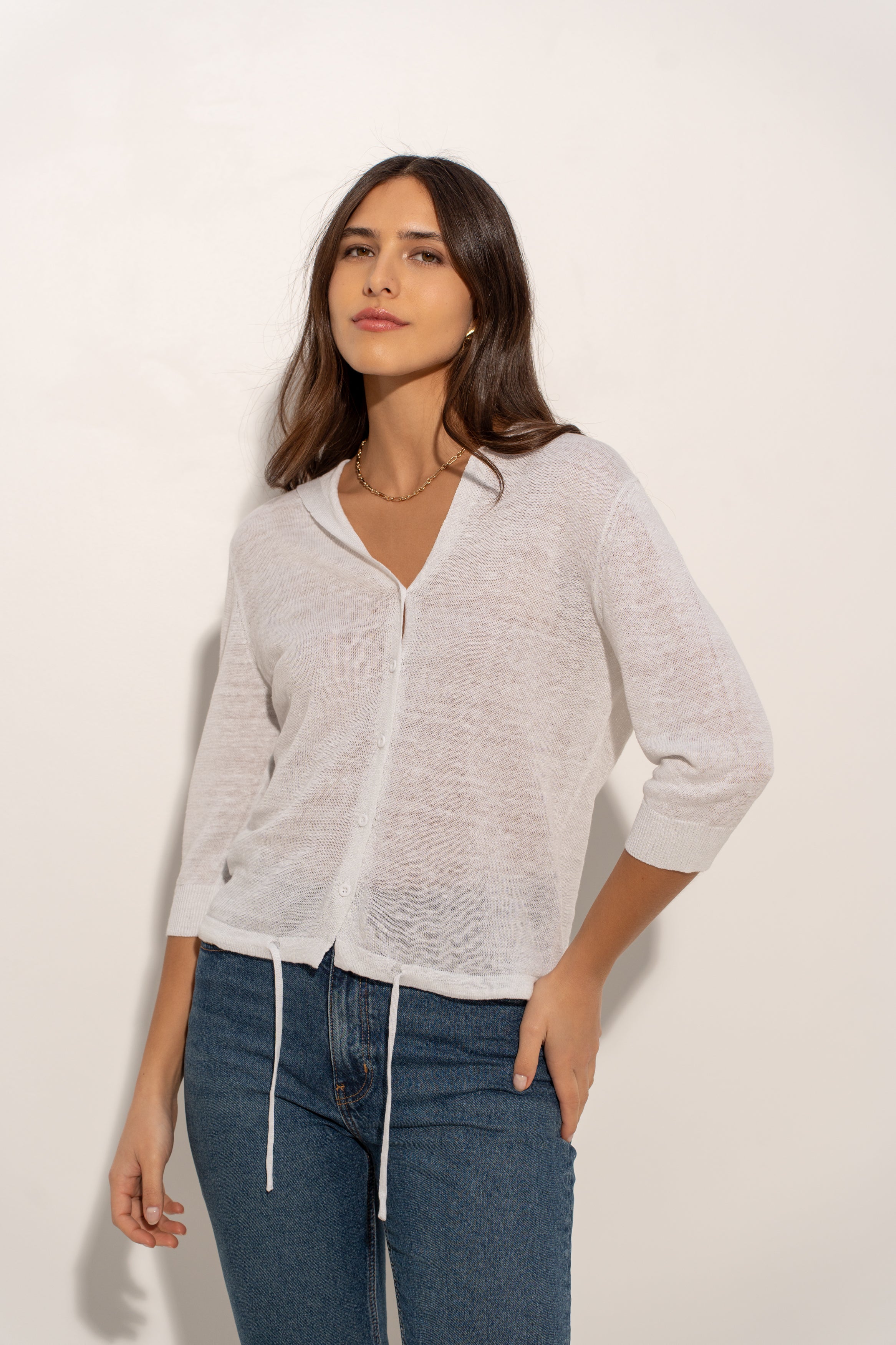 Gilet avec capuche en lin tricoté