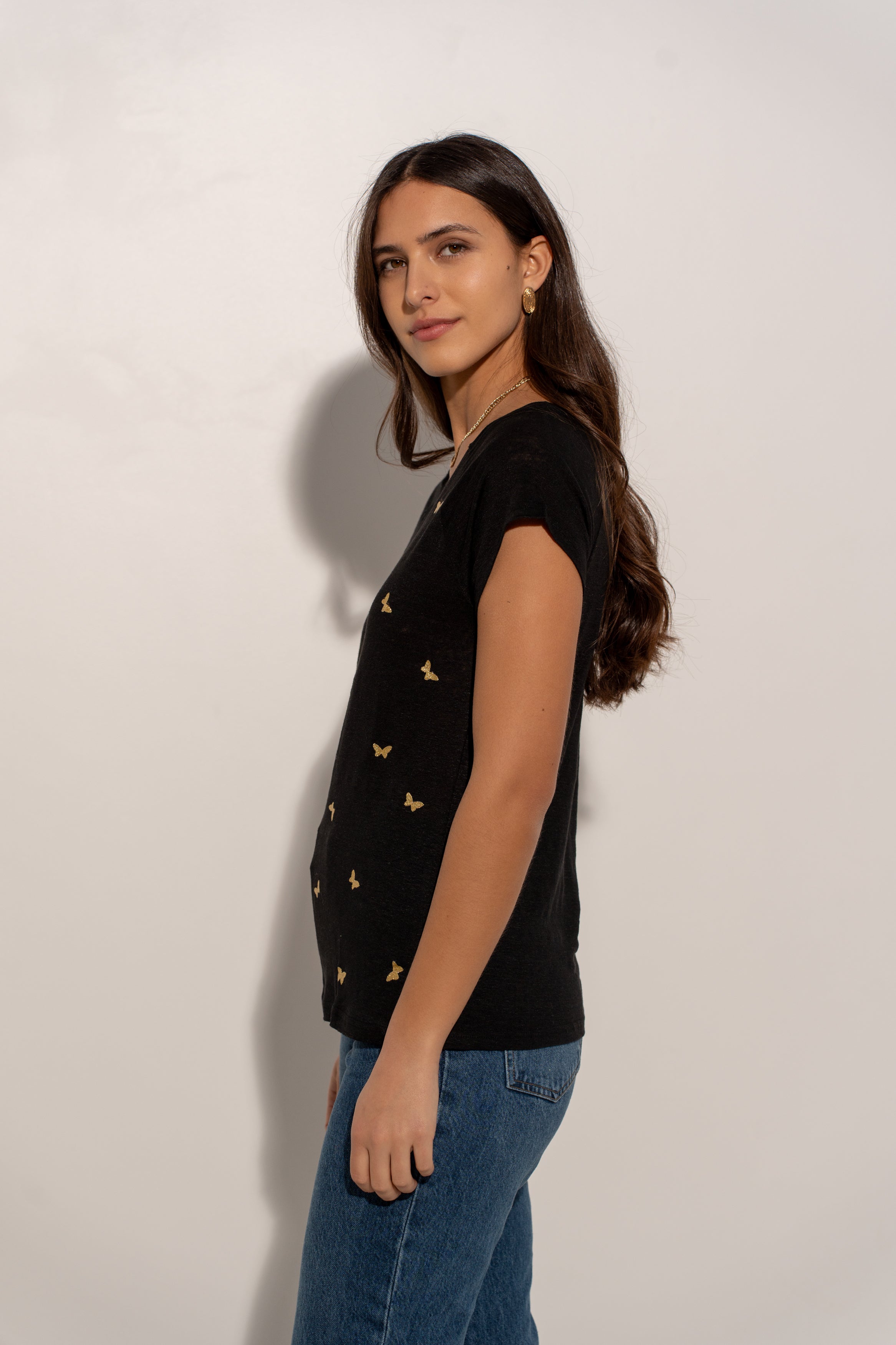 T-shirt V lin impression papillons