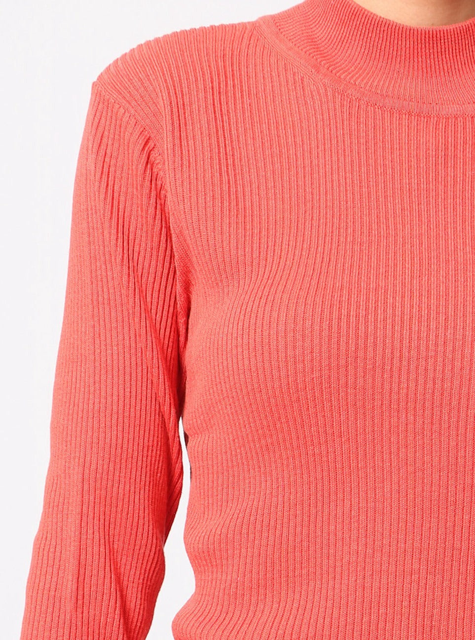 Pull col cheminée côtelé en soie